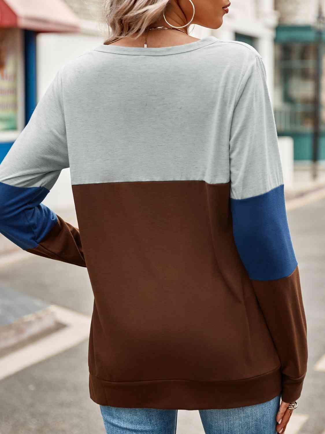 Full Bust Color Block Cutout Long Sleeve T-Shirt